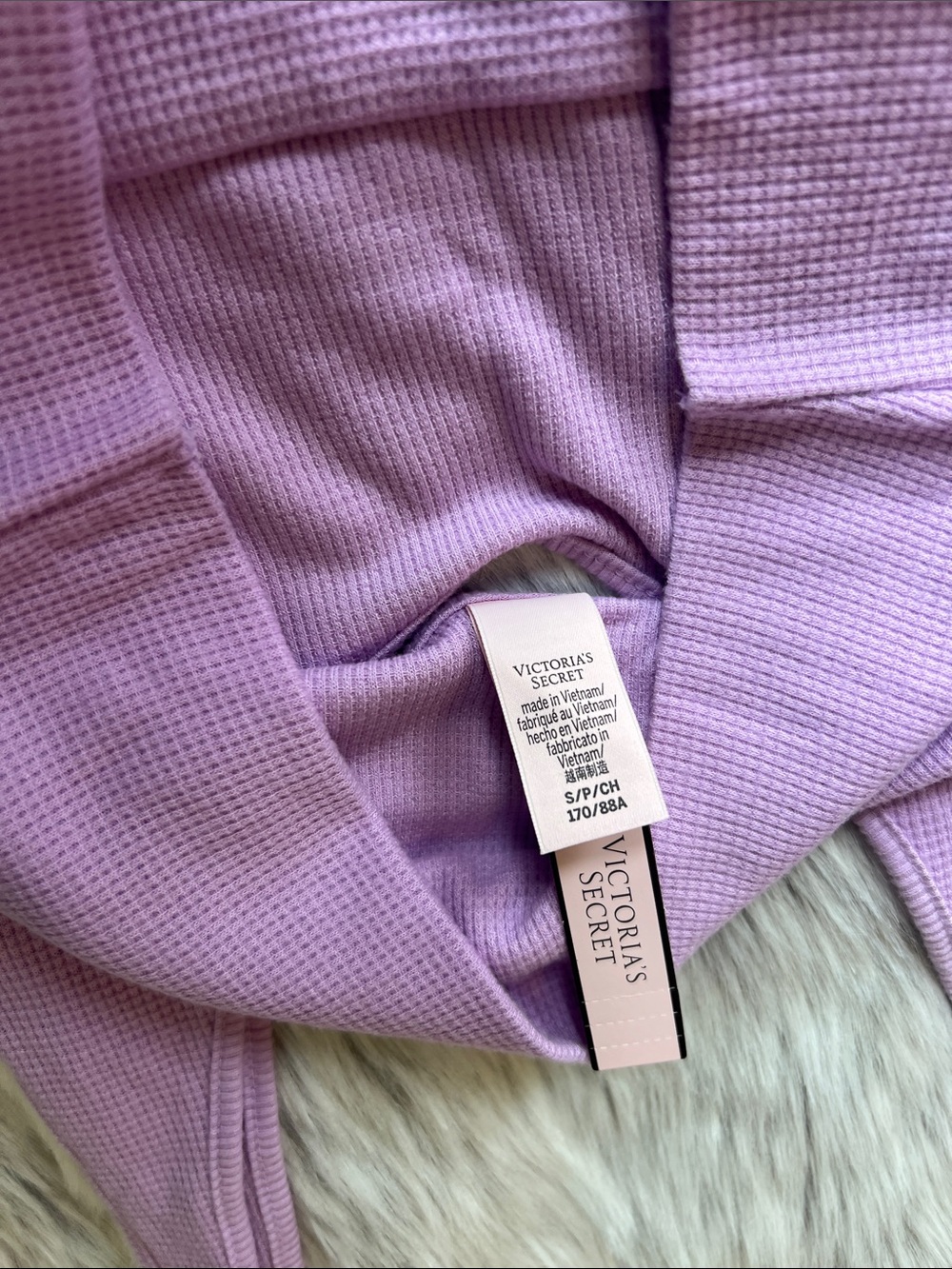 Victoria’s Secret Lilac Waffle Knit Two-Piece Lounge Set - Picture 12 of 12